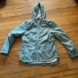Free Country. Green jacket. Faux fur lining, hood, size M. Soft, very nice!